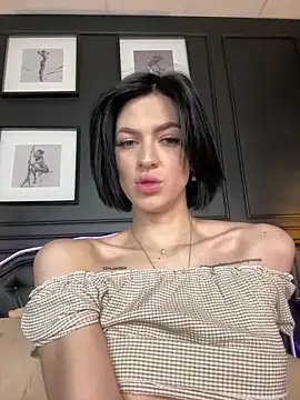 EmmaStarkk online show from 10-13-25, 09:42