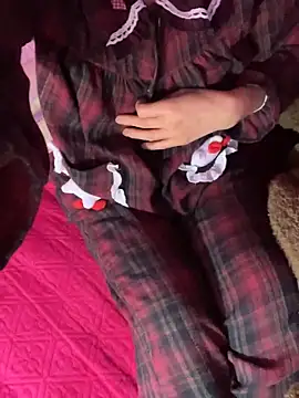 Moon pusy online show from 12-16-25, 12:21