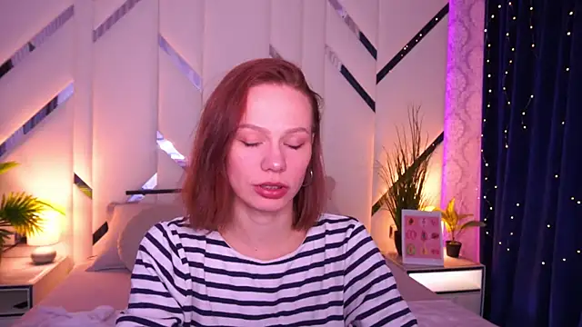 ShyySiren online show from 03-02-26, 02:02