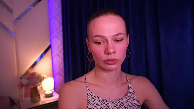 ShyySiren online show from 04-09-26, 01:49