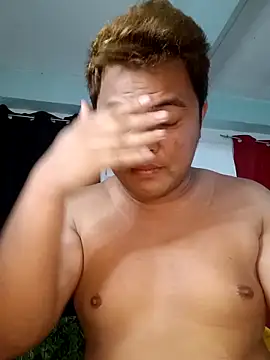 Snapshot of Gayasianzowe chatting on 09-18-25, 06:54 Gayasianzowe online show from 09-18-25, 06:54