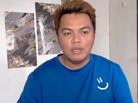 Snapshot of Gayasianzowe chatting on 09-20-25, 05:52 Gayasianzowe online show from 09-20-25, 05:52