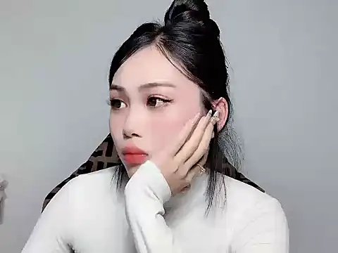 Lyly4757 online show from 01-15-26, 04:00