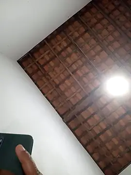 Milenvs online show from 10-16-25, 04:46