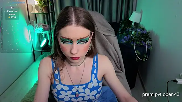 Snapshot of KarenSmitht chatting on 01-10-26, 01:57 KarenSmitht online show from 01-10-26, 01:57