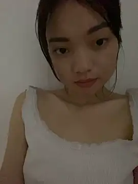 Bella sexy98 online show from 10-24-25, 09:17