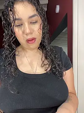 krisstenSantos online show from 11-07-25, 12:49