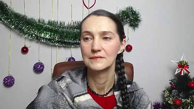 TayaFinch online show from 12-19-25, 01:18