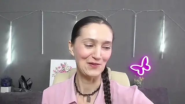 TayaFinch online show from 03-01-26, 01:13