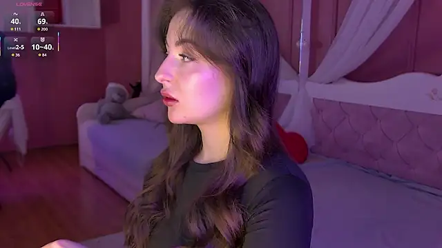 Snapshot of LilithLane chatting on 02-02-26, 12:26 LilithLane online show from 02-02-26, 12:26