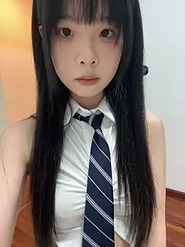 Snapshot of qiqi_x chatting on 05-17-26, 08:34 qiqi x online show from 05-17-26, 08:34