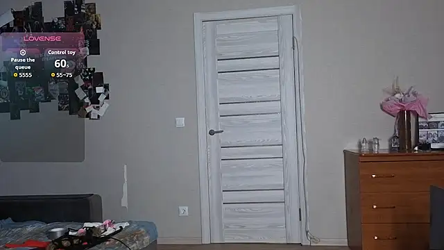 Snapshot of Fafa_Fluff chatting on 02-18-26, 07:04 Fafa Fluff online show from 02-18-26, 07:04