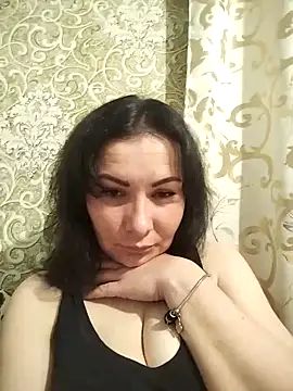 Snapshot of Mia24Blove chatting on 04-01-26, 07:00 Mia24Blove online show from 04-01-26, 07:00