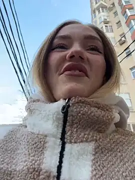 MilaMoone online show from 11-26-25, 11:44