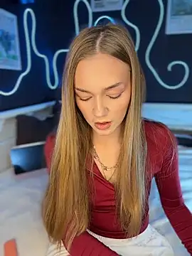 MilaMoone online show from 05-03-26, 11:05