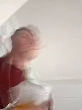 Snapshot of Bottz777 chatting on 10-11-25, 09:13 Bottz777 online show from 10-11-25, 09:13