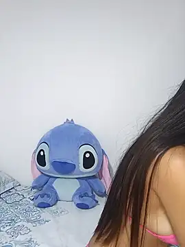 Snapshot of MiQeilaSweet chatting on 01-18-26, 07:39 MiQeilaSweet online show from 01-18-26, 07:39