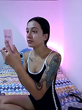 MiQeilaSweet online show from 03-18-26, 05:16