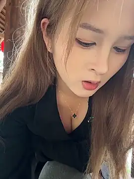 yuki june online show from 03-02-26, 08:10