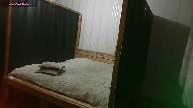 EthelsLover online show from 02-09-26, 07:07