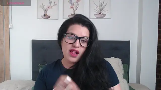 Andrea secret  online show from 02-12-26, 04:02