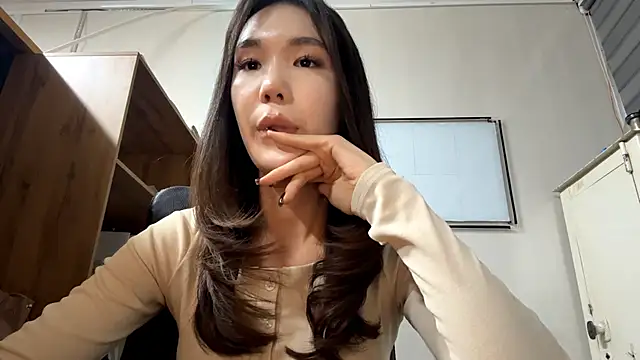 Snapshot of marry_dreams chatting on 10-06-25, 02:14 marry dreams online show from 10-06-25, 02:14