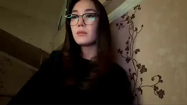 Snapshot of marry_dreams chatting on 10-16-25, 04:30 marry dreams online show from 10-16-25, 04:30