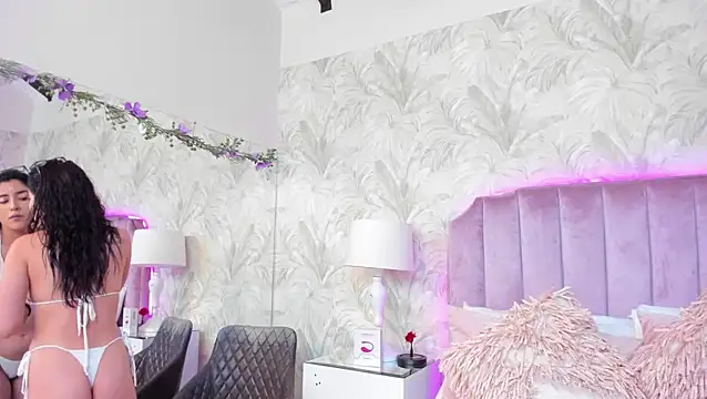 Snapshot of SamyySwet chatting on 12-16-25, 11:59 SamyySwet online show from 12-16-25, 11:59