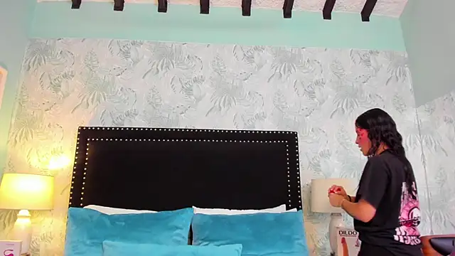 Snapshot of SamyySwet chatting on 02-15-26, 01:13 SamyySwet online show from 02-15-26, 01:13