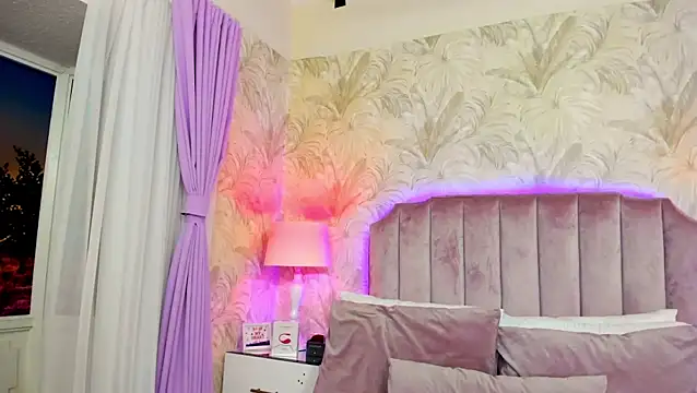 Snapshot of SamyySwet chatting on 02-19-26, 12:12 SamyySwet online show from 02-19-26, 12:12