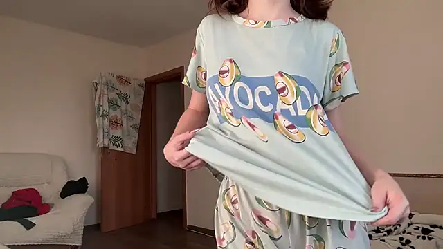 MargarettNewbie online show from 10-08-25, 04:10