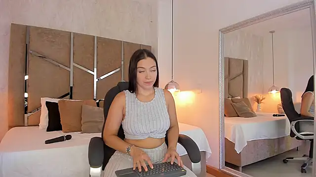 Snapshot of Megan-8 chatting on 03-01-26, 07:27 Megan-8 online show from 03-01-26, 07:27