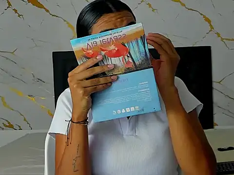 Jessicapethersonn online show from 10-27-25, 02:21