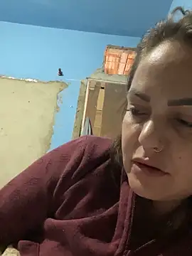 Snapshot of priscila_luv chatting on 09-27-25, 04:01 priscila luv online show from 09-27-25, 04:01