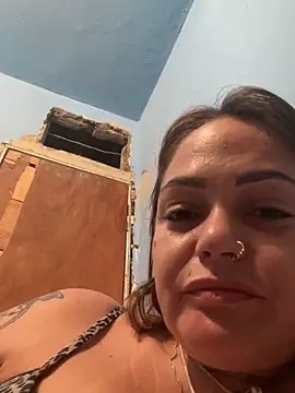 Snapshot of priscila_luv chatting on 11-13-25, 03:38 priscila luv online show from 11-13-25, 03:38