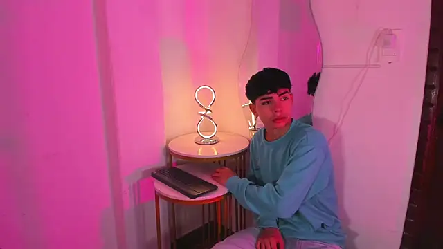 Peter chase online show from 11-07-25, 05:57