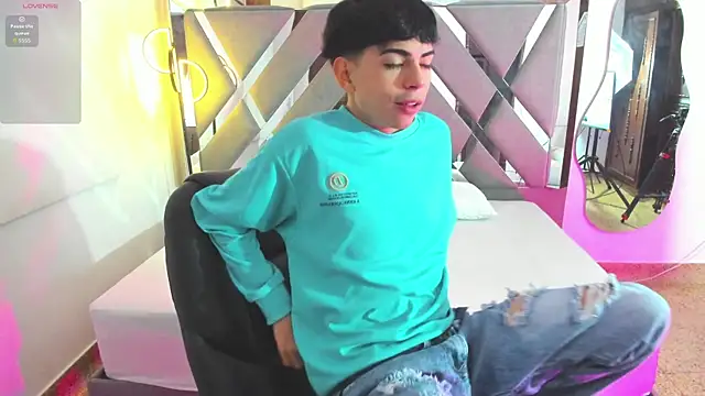 Peter chase online show from 11-20-25, 06:18