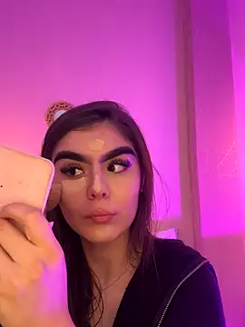 SofiaFontaiine online show from 11-14-25, 03:49