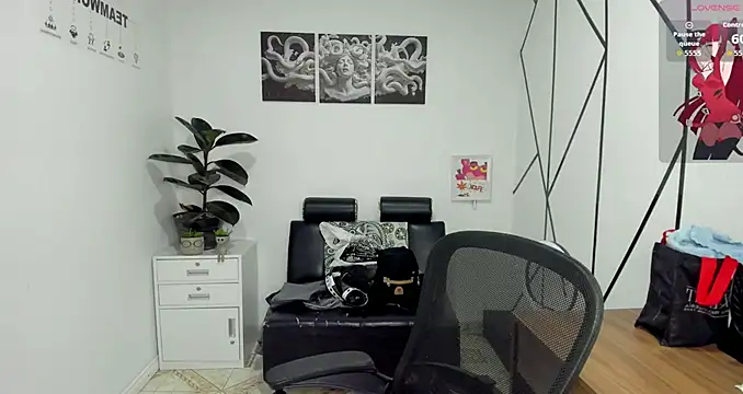 Angel-dragun online show from 11-09-25, 04:00