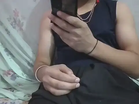 hornyboy4321q online show from 11-19-25, 05:07