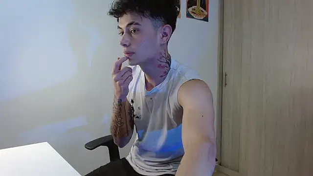 Snapshot of jaico_santos chatting on 07-24-26, 11:14 jaico santos online show from 07-24-26, 11:14