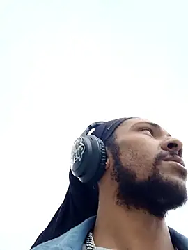 Mikaaa97 online show from 03-31-26, 10:59