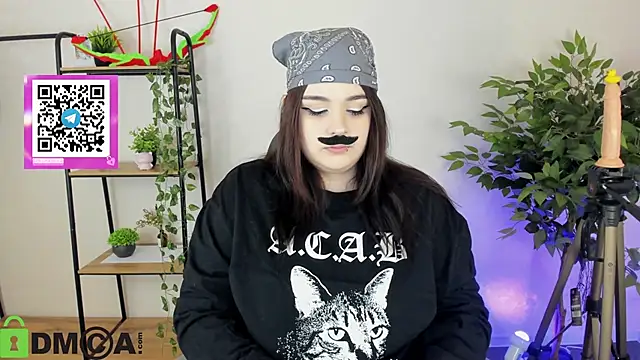 Mia R0ss online show from 01-10-26, 01:07