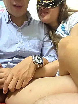 MaiHoang2k online show from 10-23-25, 03:33