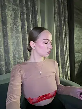 MissOyee online show from 02-21-26, 07:37