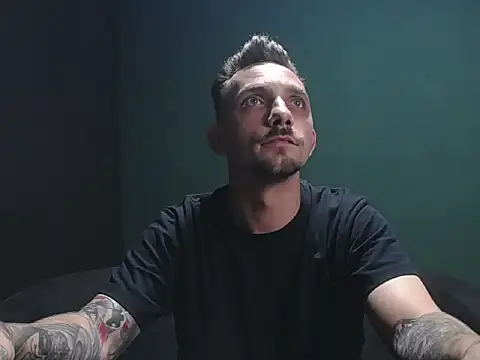 guesswhatbitch online show from 09-23-25, 11:41