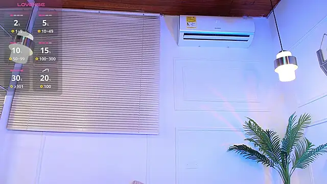 alessia moon1 online show from 11-08-25, 12:38