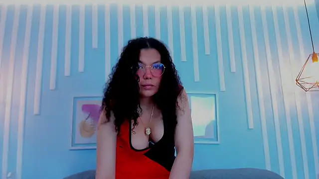 SweetStarr  online show from 10-14-25, 12:50