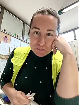 bichota85 online show from 03-12-26, 12:44