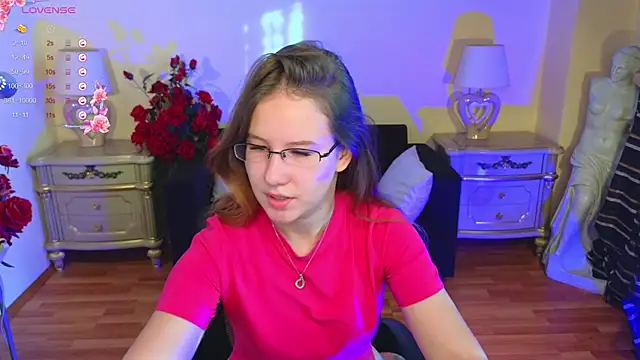 Snapshot of Lisa_Roses chatting on 10-07-25, 04:20 Lisa Roses online show from 10-07-25, 04:20